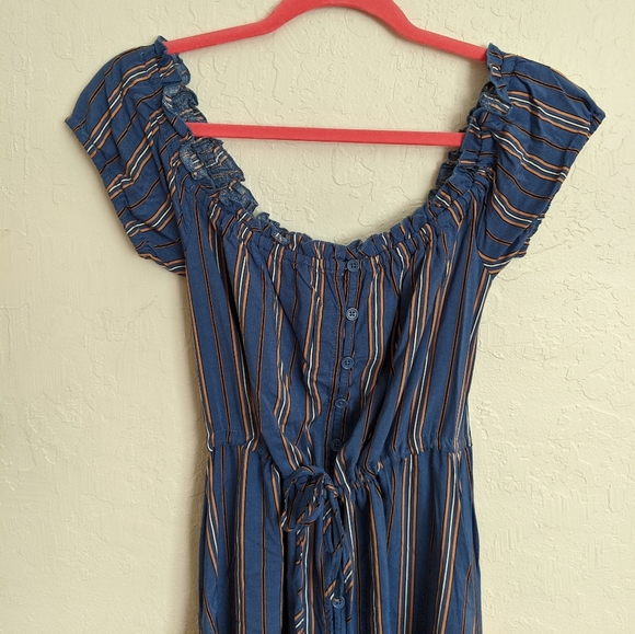 Dress - Picture 5 of 9